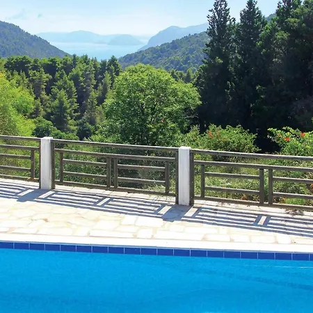 Pirgos Epavlis Villa *
